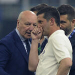GIUSEPPE MAROTTA PARLA CON CRISTIAN CHIVU ( FOTO DI SALVATORE FORNELLI )